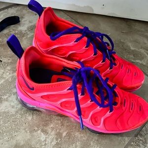 Authentic Nike Vapormax size 8 women’s